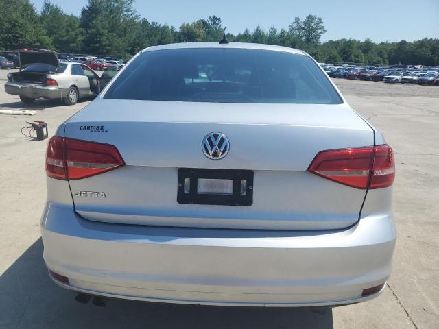 Sedans VOLKSWAGEN JETTA 2015 Silver