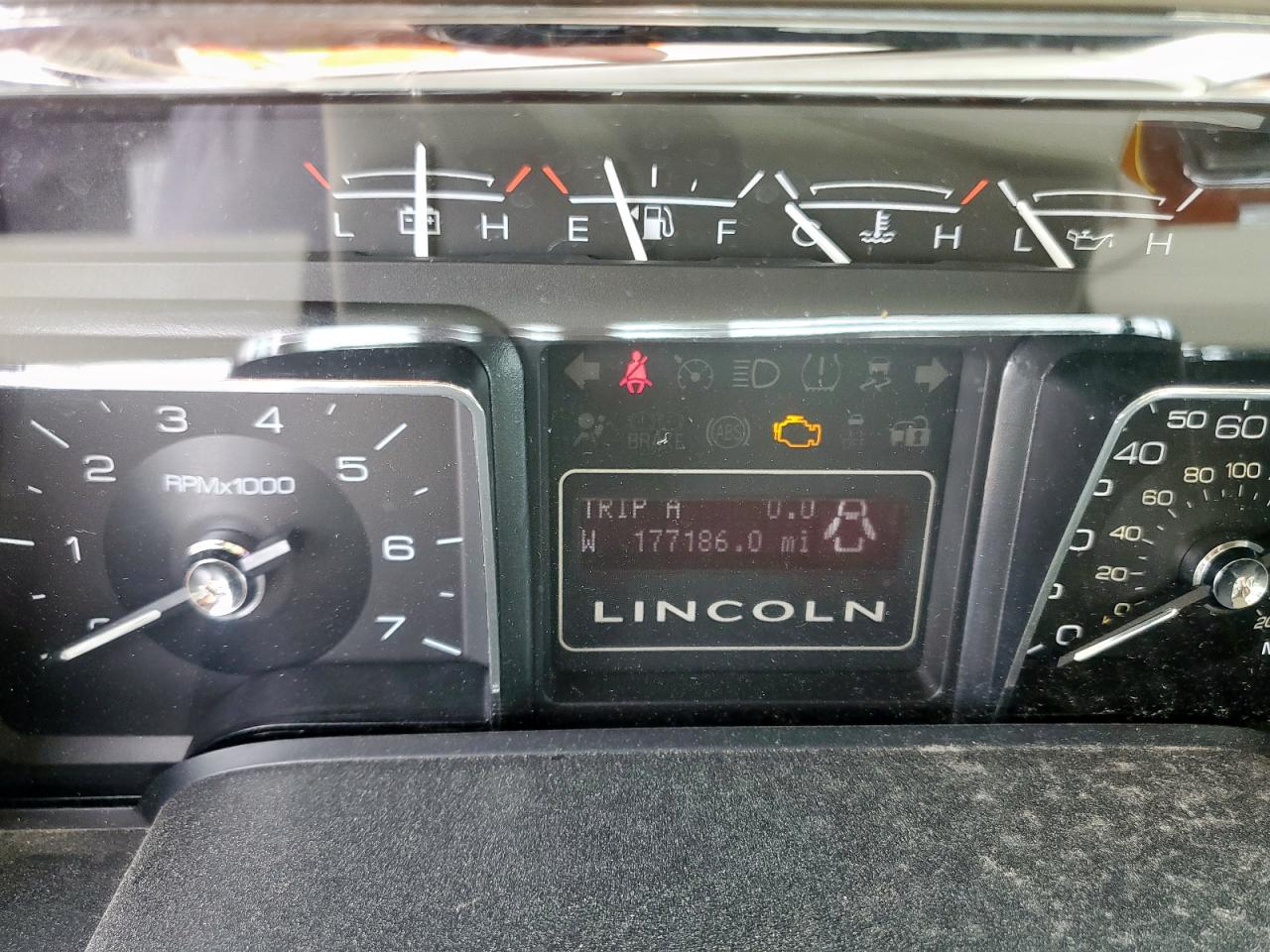 2014 Lincoln Navigator L VIN: 5LMJJ3H59EEL04661 Lot: 62520315