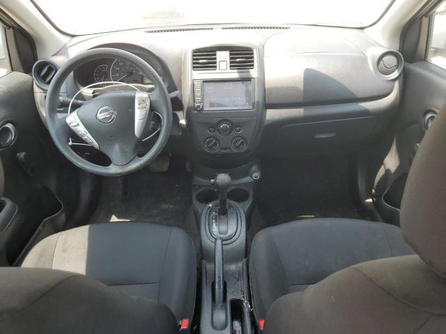  NISSAN VERSA 2019 Srebrny