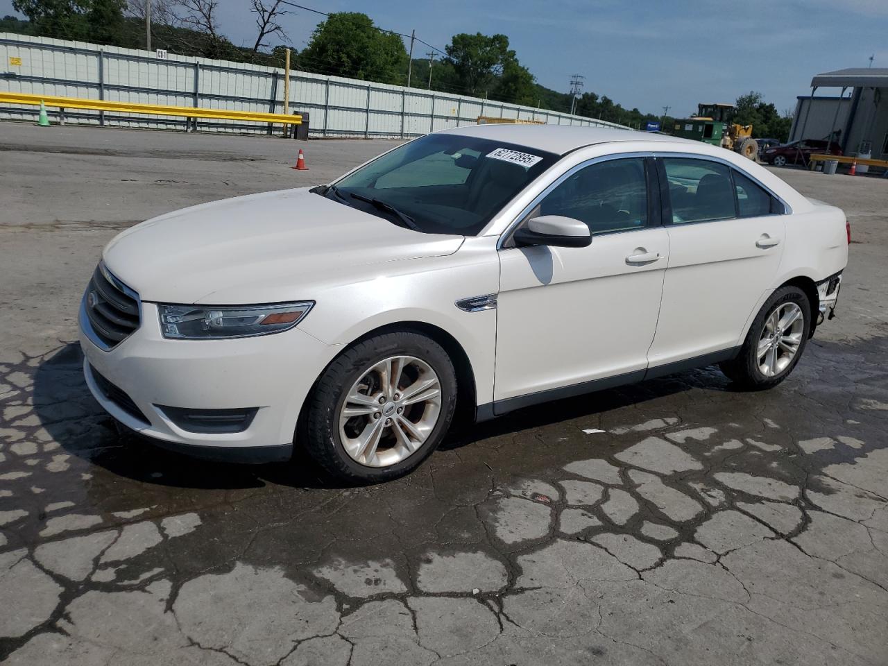 FORD TAURUS 2013 VIN 1FAHP2E82DG111287