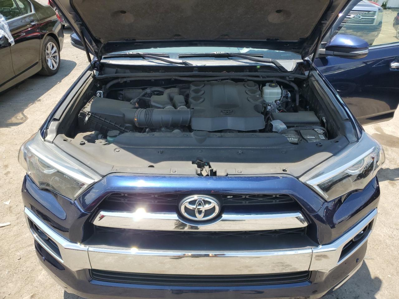 2019 Toyota 4Runner Sr5/Sr5 Premium VIN: JTEBU5JR3K5722040 Lot: 62293545