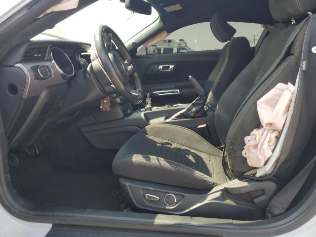  FORD MUSTANG 2015 Biały