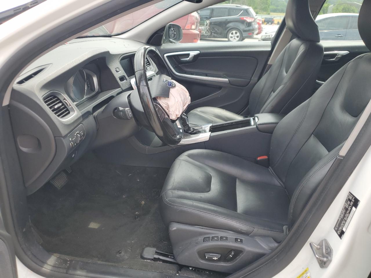 2016 Volvo S60 Premier VIN: YV126MFKXG2399628 Lot: 62691615