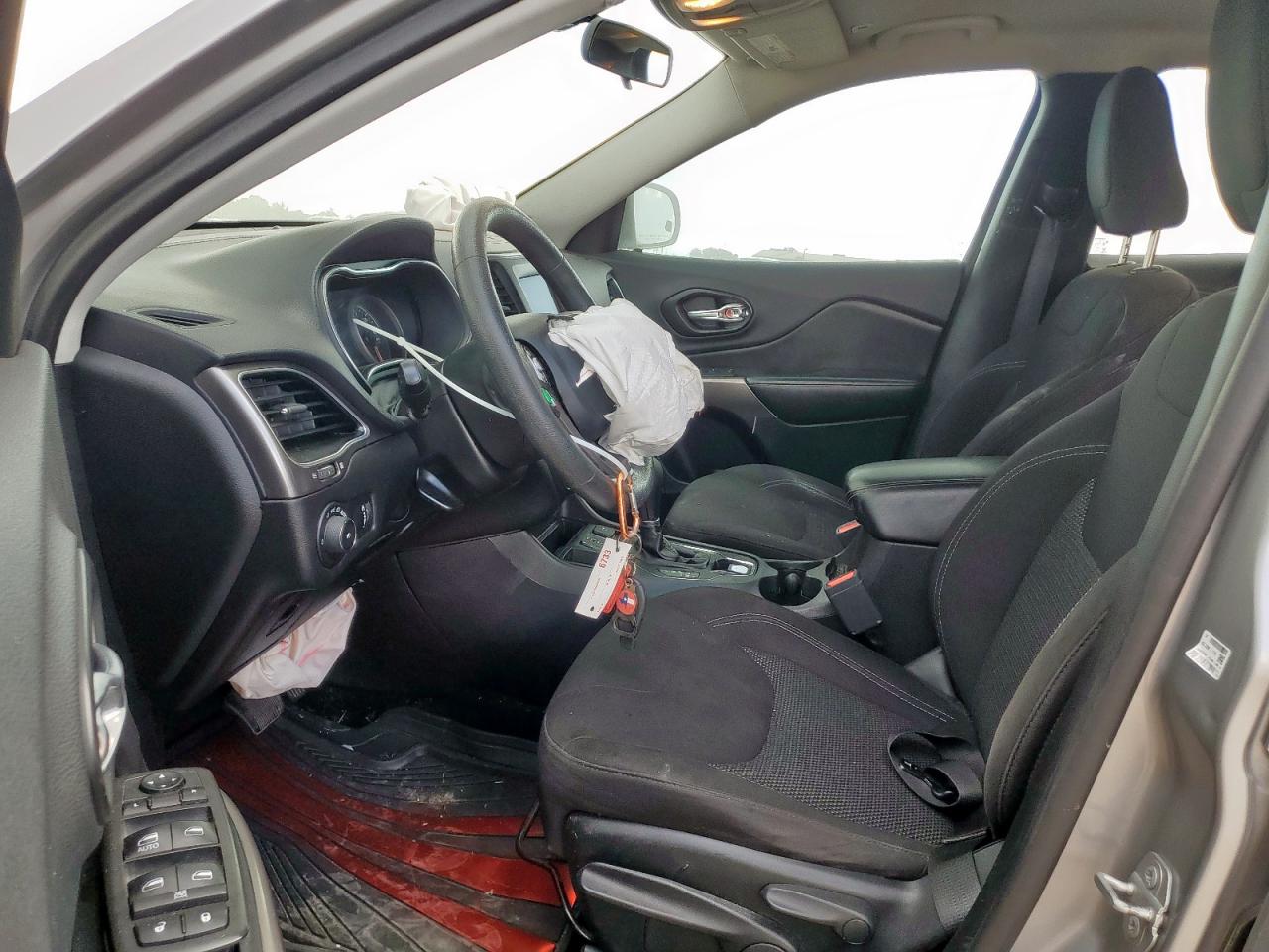 JEEP GRAND CHER 2019 VIN 1C4PJLCB2KD381145 фото 7