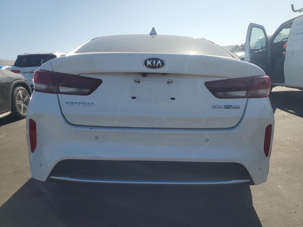 2020 Kia Optima Hybrid Ex VIN: KNAGU4LE7L5041702 Lot: 62202815