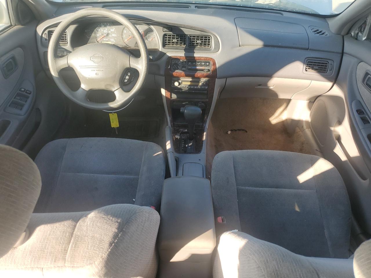 2000 Nissan Altima Xe VIN: 1N4DL01D2YC122255 Lot: 61621545
