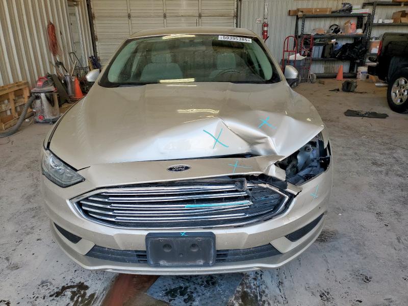  FORD FUSION 2018 Бежевый