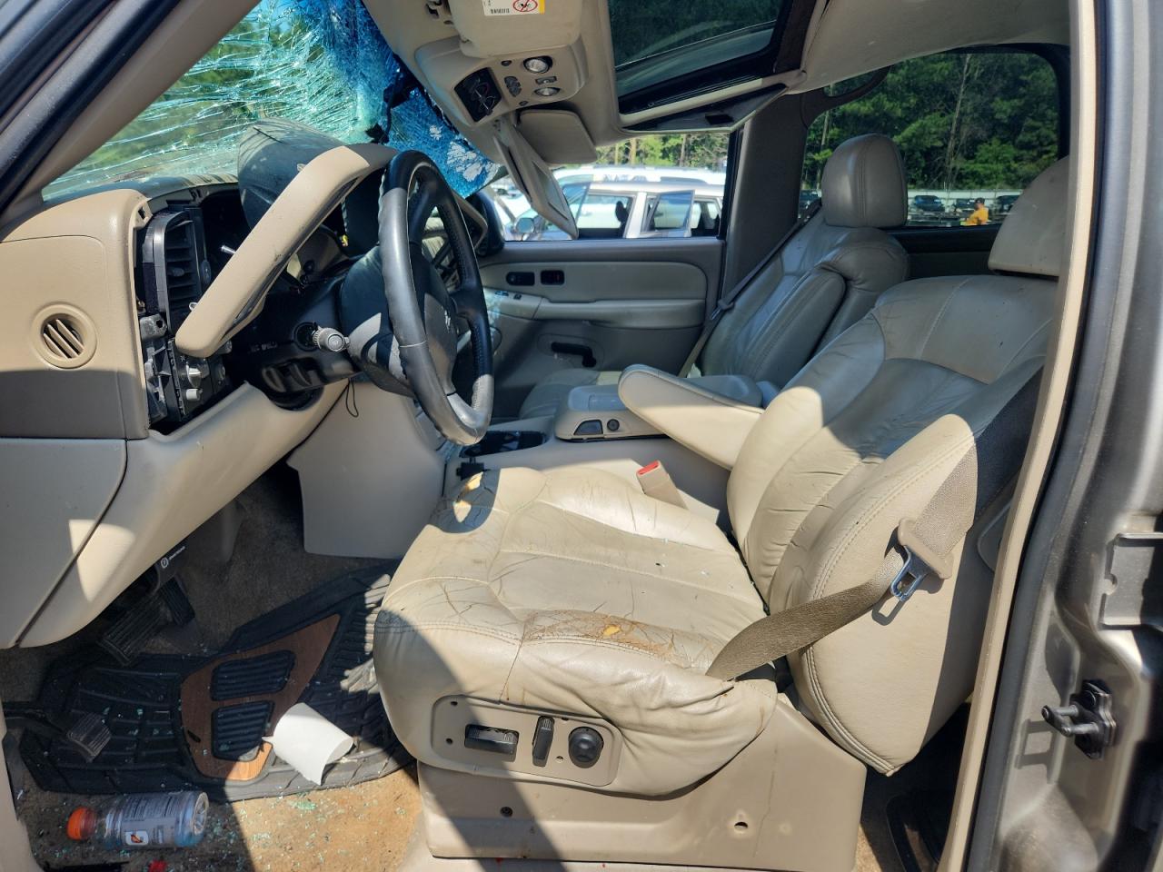 2002 Chevrolet Tahoe C1500 VIN: 1GNEC13Z02R203957 Lot: 62884295