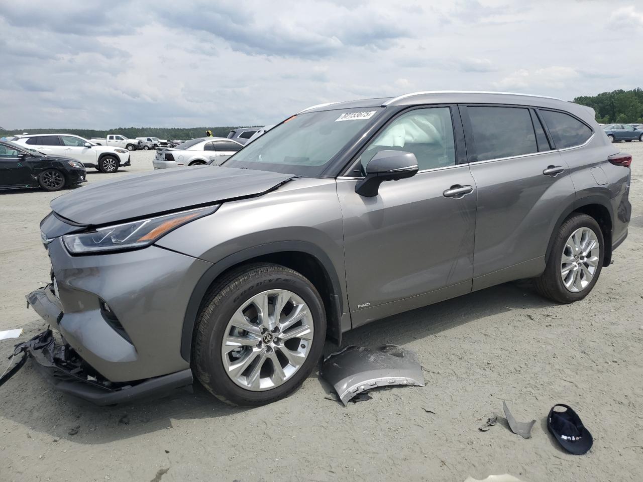 Spartanburg, SC에서 판매 중인 2025 Toyota Highlander Hybrid Limited - Front End