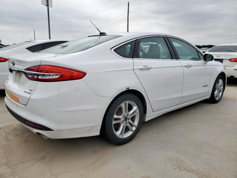  FORD FUSION 2018 Білий