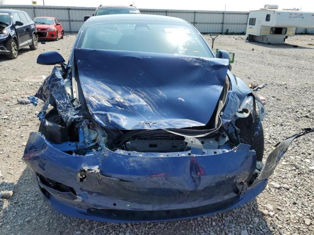 TESLA MODEL 3 2022 Granatowy