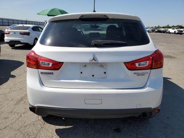  MITSUBISHI OUTLANDER 2014 Белы