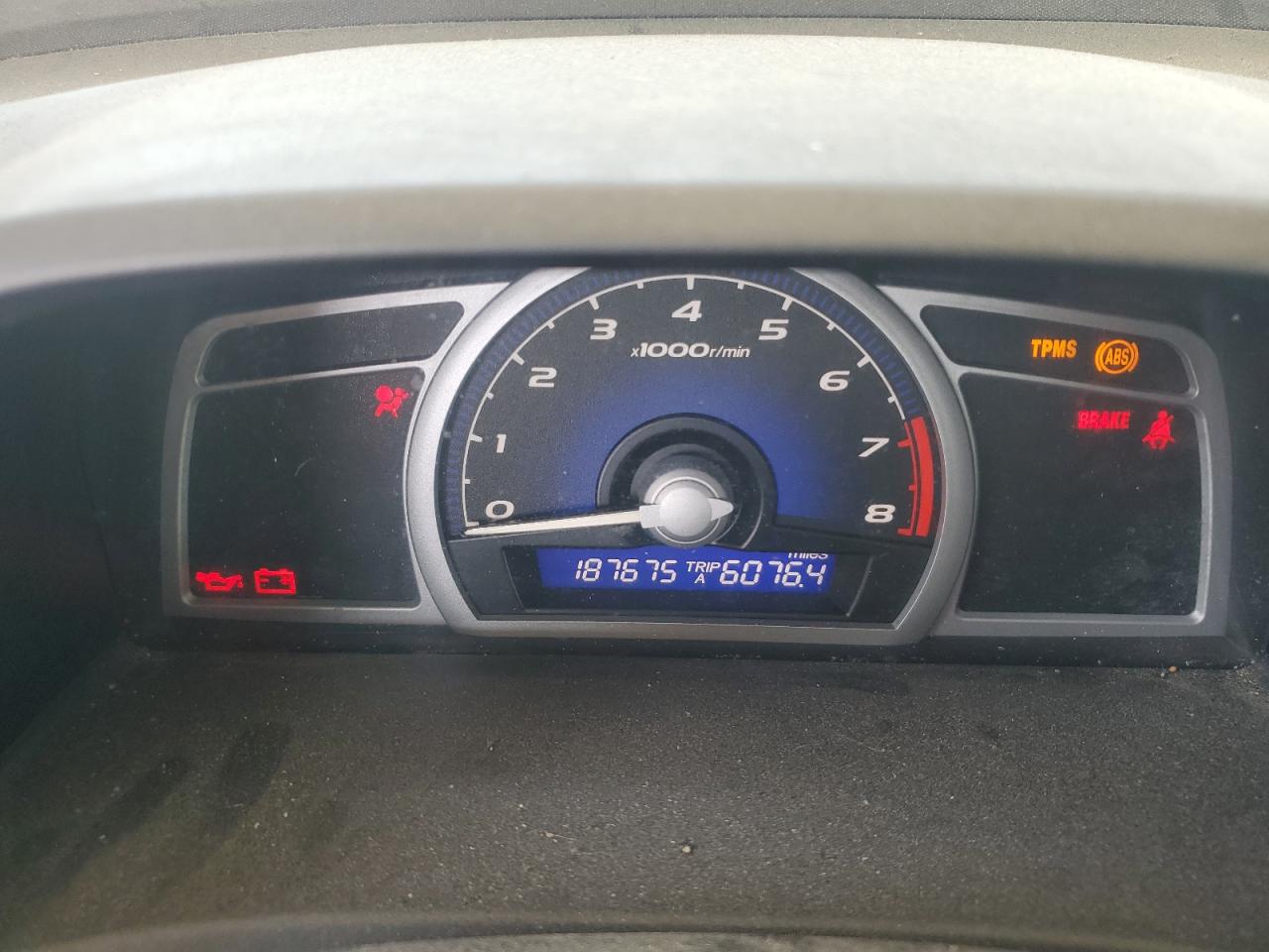 HONDA CIVIC 2008 VIN 2HGFG11808H520403 zdjęcie 9
