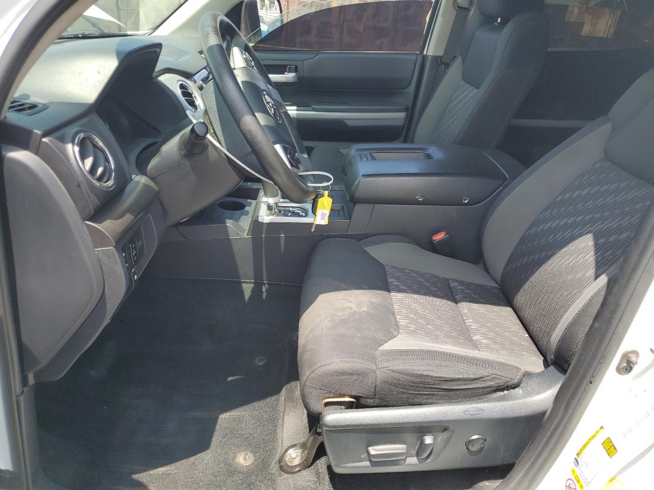 2018 Toyota Tundra Crewmax Sr5 VIN: 5TFEY5F14JX235019 Lot: 60921385