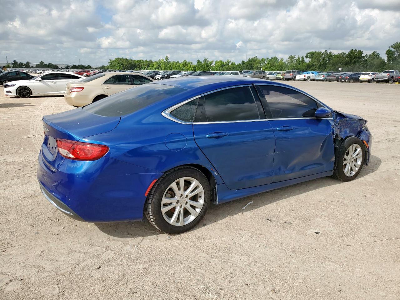 CHRYSLER 200 2015 VIN 1C3CCCAB8FN713153 zdjęcie 3