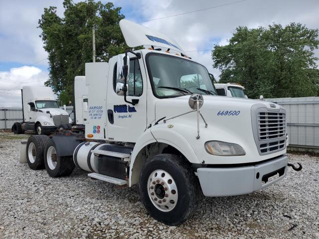 2015 Daimler Business Class M2 Semi Truck
