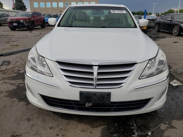  HYUNDAI GENESIS 2013 Белы