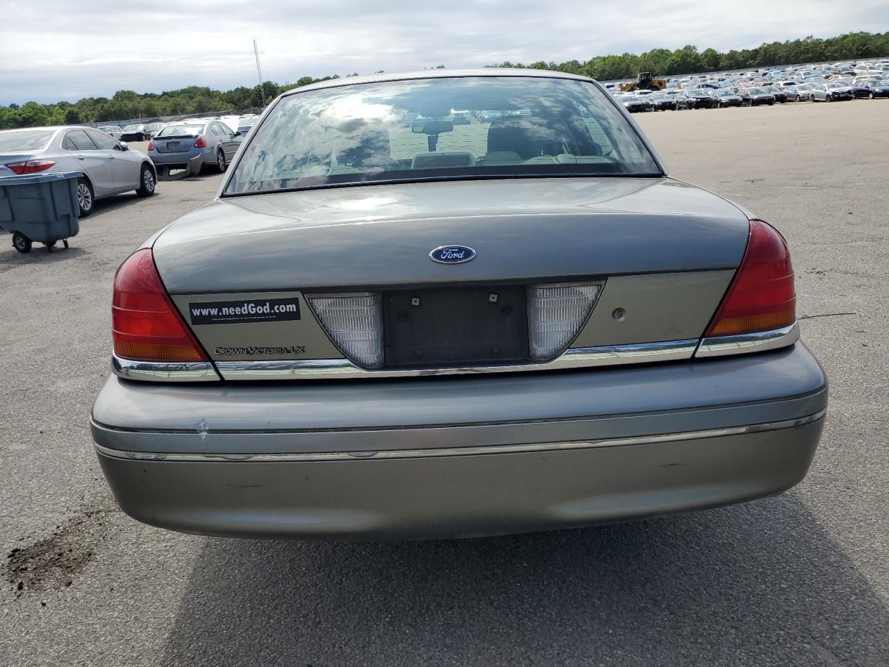 2003 Ford Crown Victoria Lx VIN: 2FAFP74WX3X224188 Lot: 62751295
