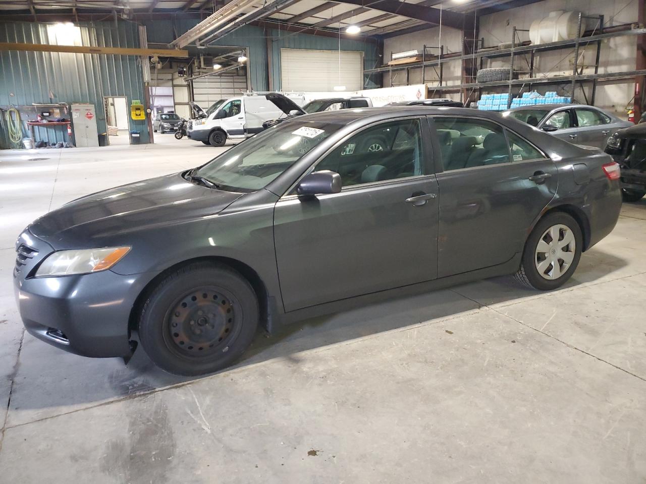 2007 Toyota Camry Ce იყიდება Eldridge-ში, IA - Side