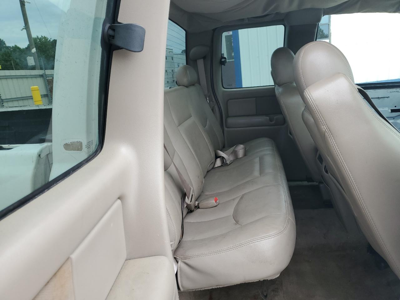 2004 GMC New Sierra C1500 VIN: 1GTEC19T44Z227418 Lot: 62688305