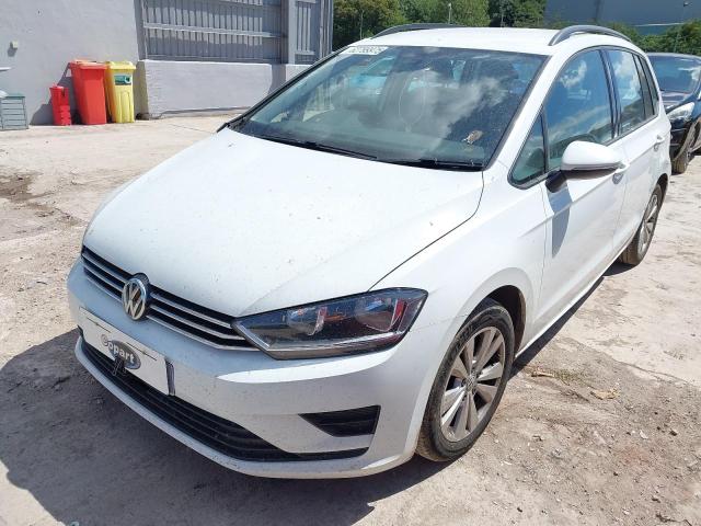 VOLKSWAGEN GOLF SV SE 2015