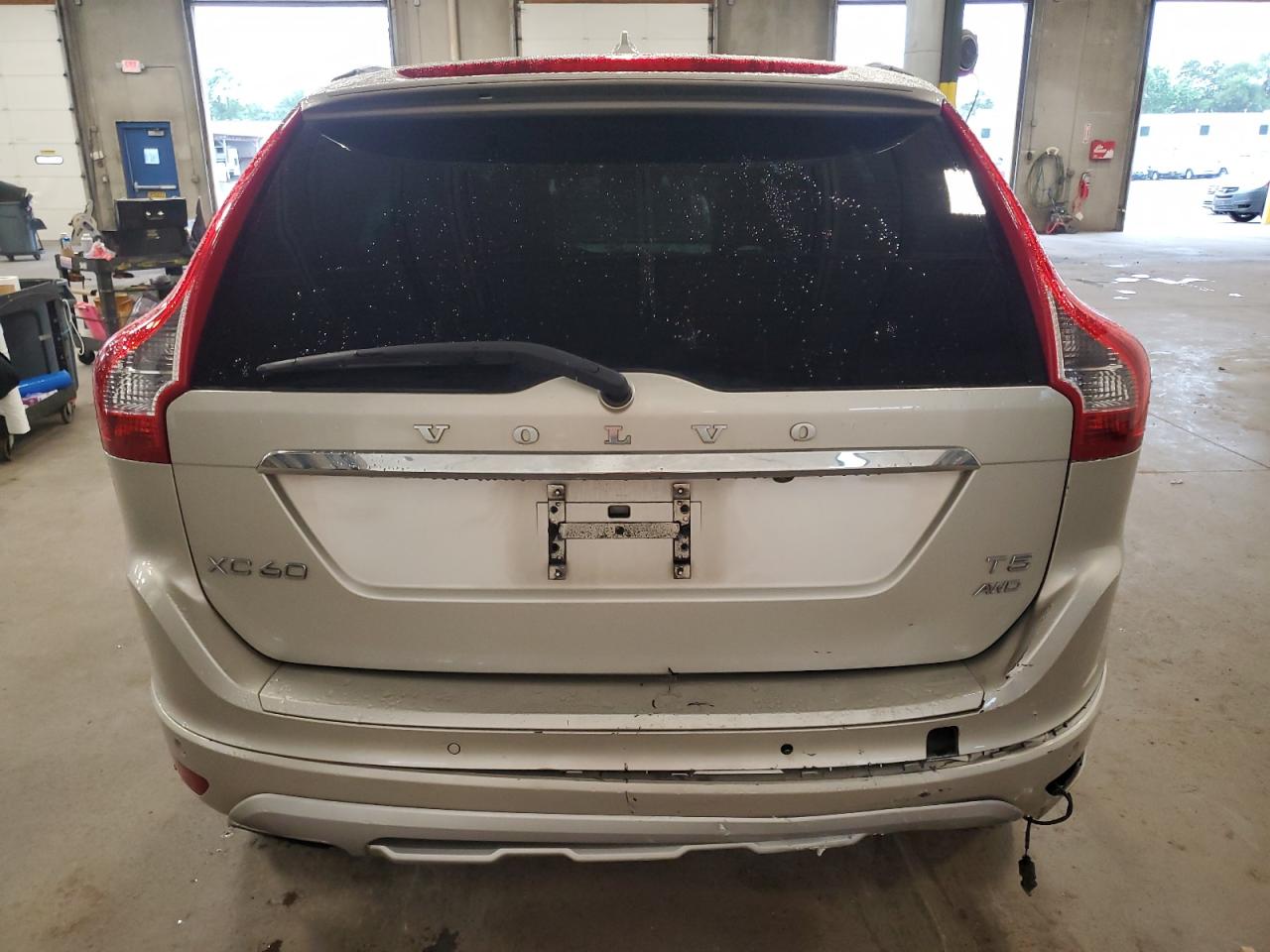 2017 Volvo Xc60 T5 Dynamic VIN: YV440MRRXH2159955 Lot: 62257515