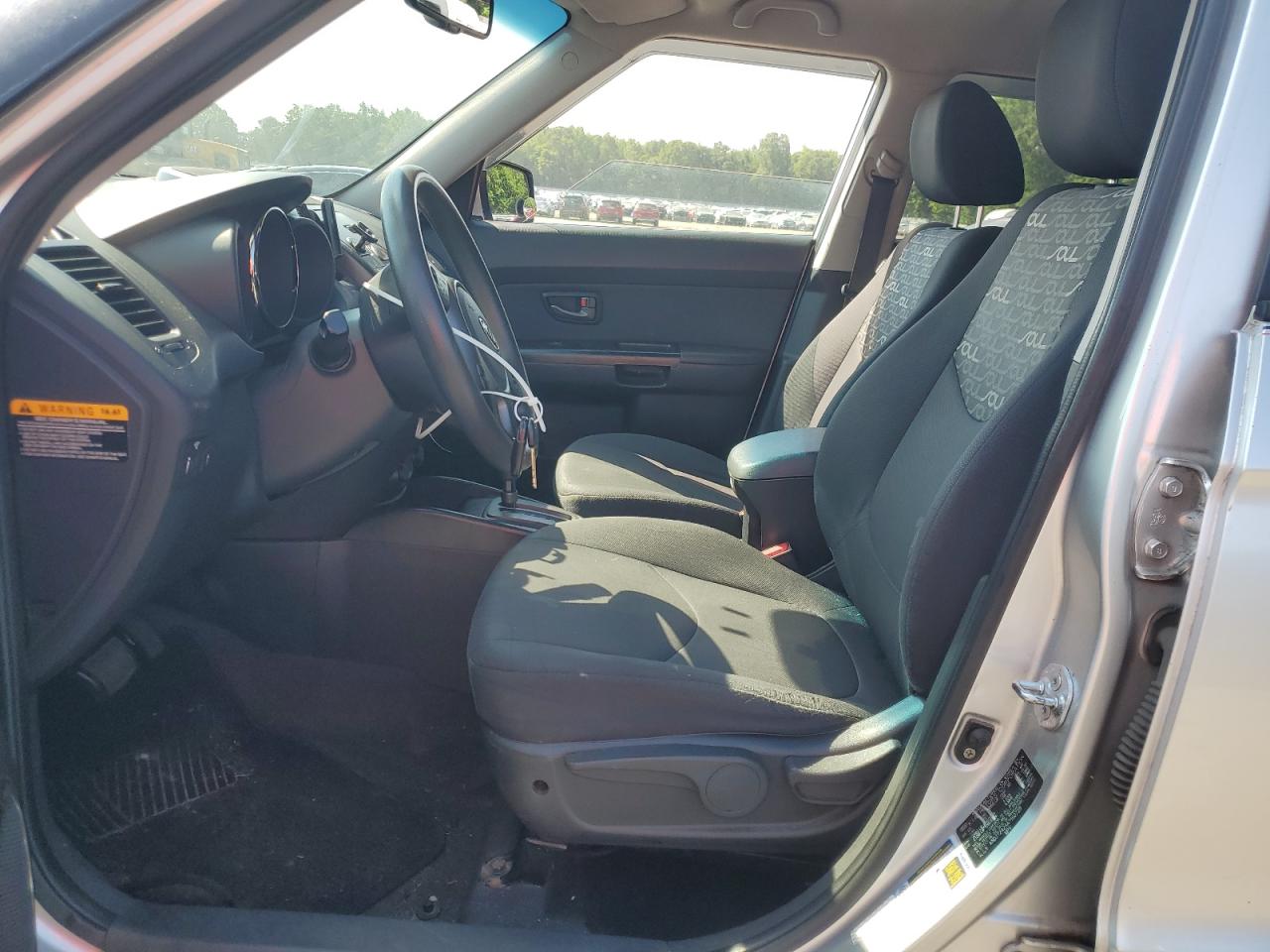 2010 Kia Soul + VIN: KNDJT2A23A7160728 Lot: 60966815