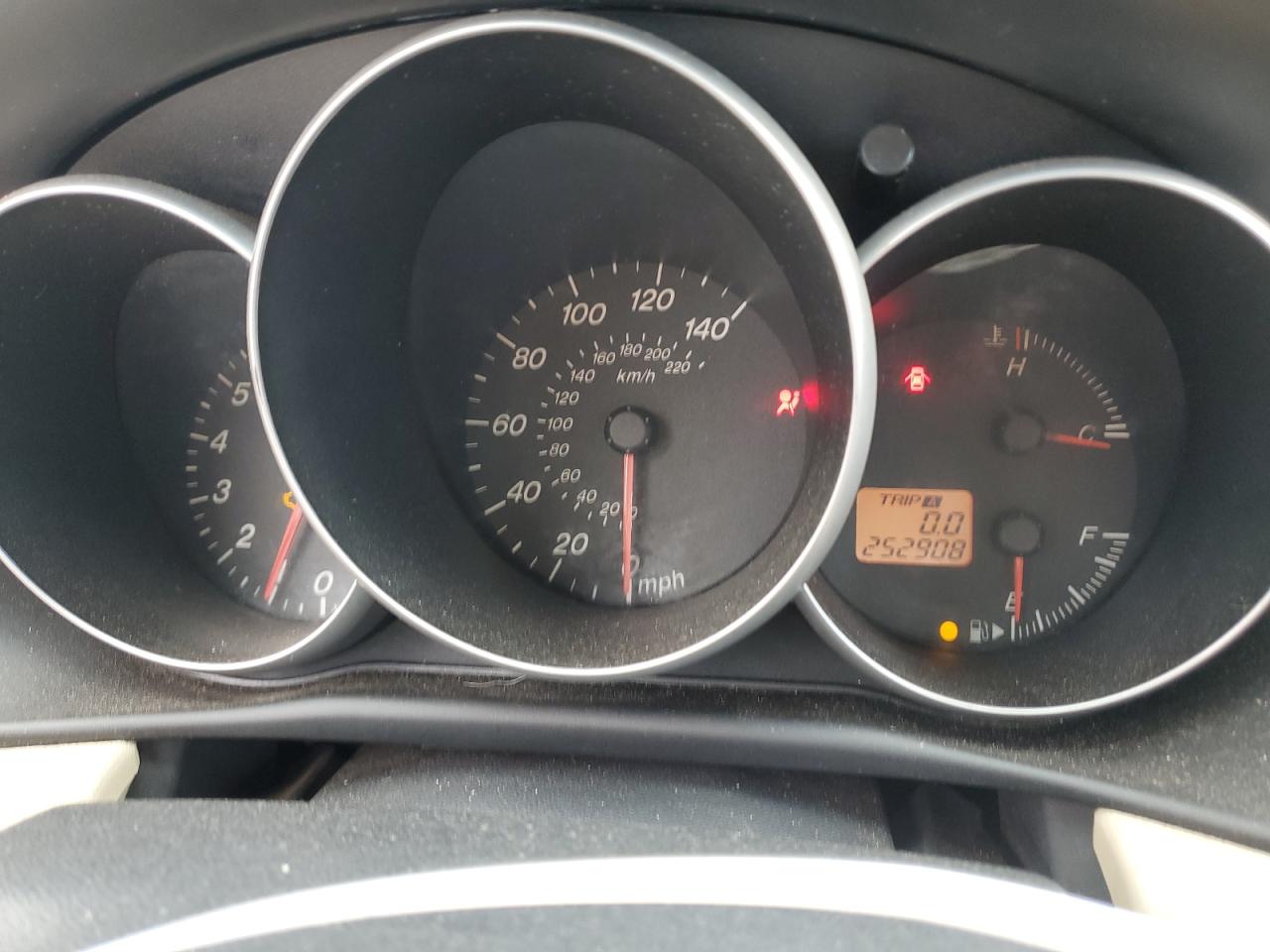 2004 Mazda 3 I VIN: JM1BK12F141165338 Lot: 62572105