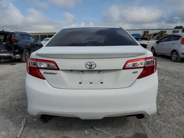 Sedans TOYOTA CAMRY 2012 White