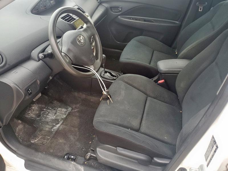  TOYOTA YARIS 2012 Biały