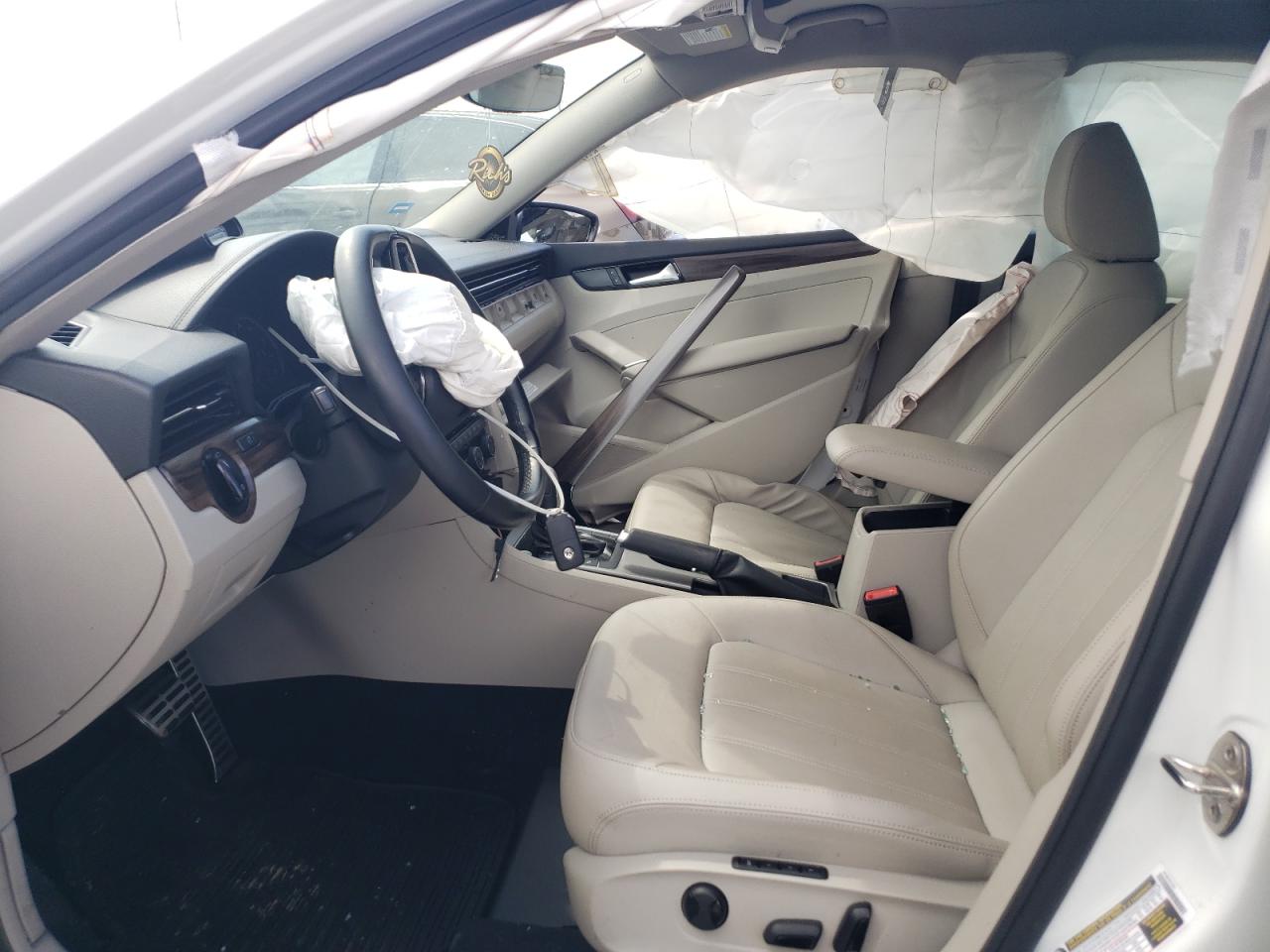 2020 Volkswagen Passat Sel VIN: 1VWCA7A30LC019465 Lot: 61363715