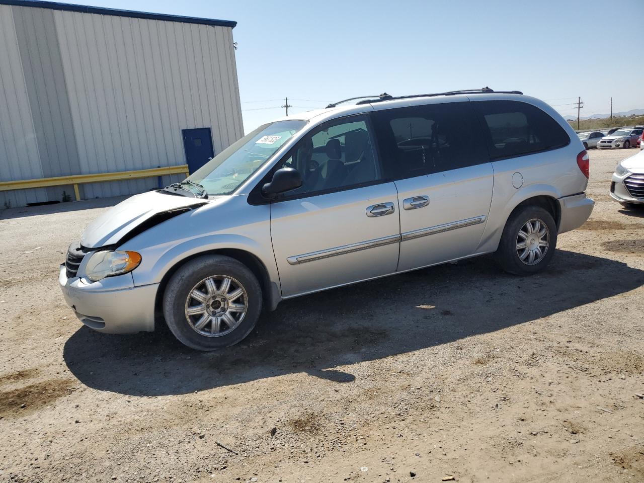 2005 Chrysler Town & Country Touring