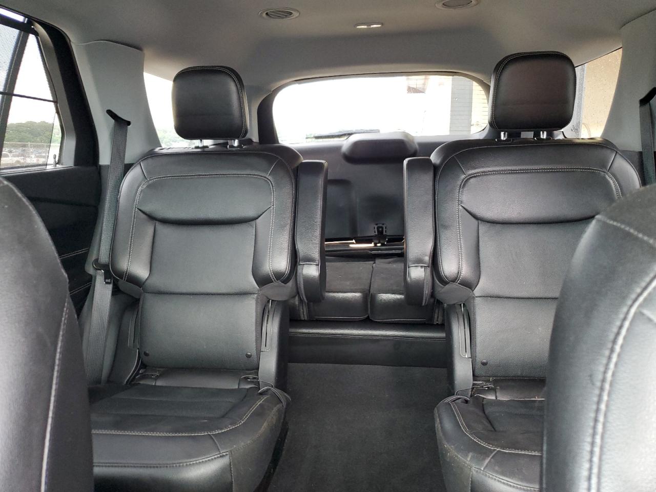 FORD EXPLORER 2023 VIN 1FMSK8FH7PGA25599 photo 10