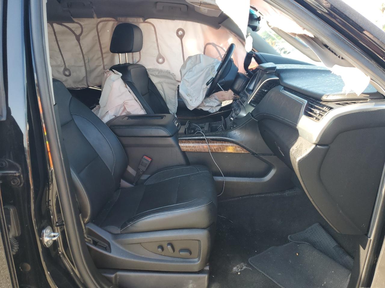 2017 Chevrolet Tahoe C1500 Premier VIN: 1GNSCCKC0HR275228 Lot: 59162725