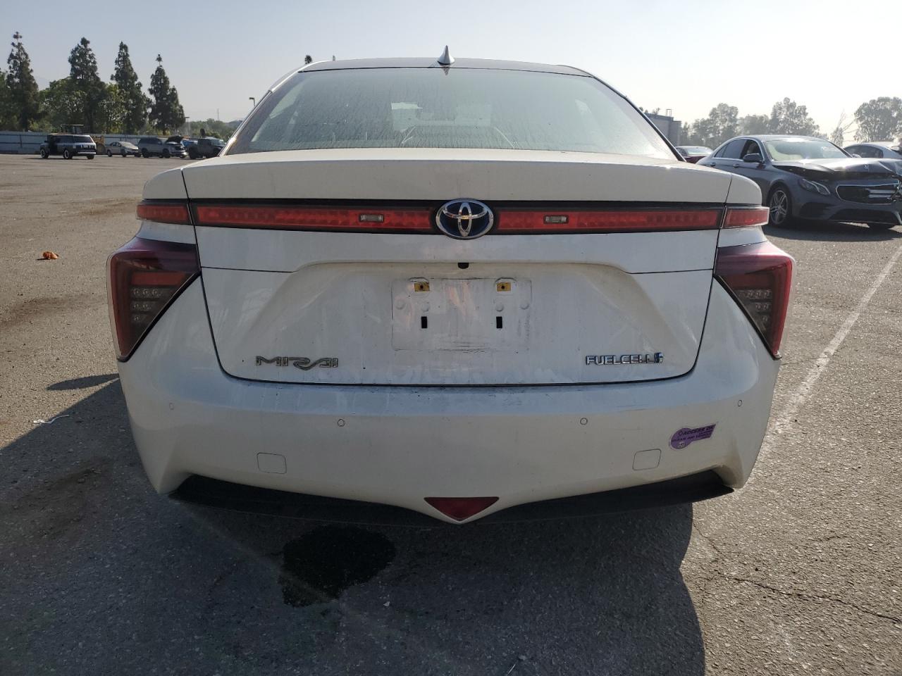 2018 Toyota Mirai VIN: JTDBVRBD2JA005355 Lot: 62415085
