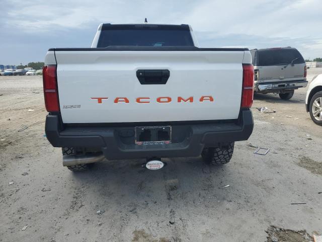  TOYOTA TACOMA 2024 White