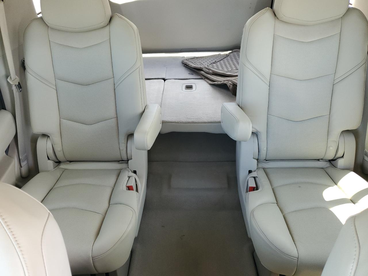 2016 Cadillac Escalade Luxury VIN: 1GYS3BKJ5GR384519 Lot: 62510185
