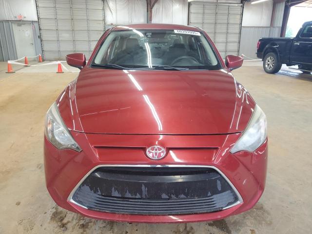  TOYOTA YARIS 2017 Красный