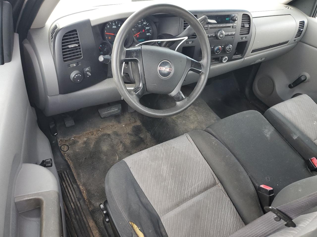 2008 GMC Sierra C1500 VIN: 1GTEC14X98Z248670 Lot: 62935675