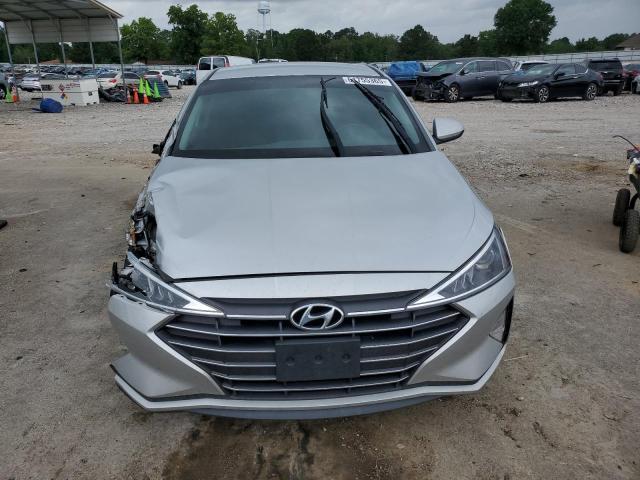  HYUNDAI ELANTRA 2019 Srebrny