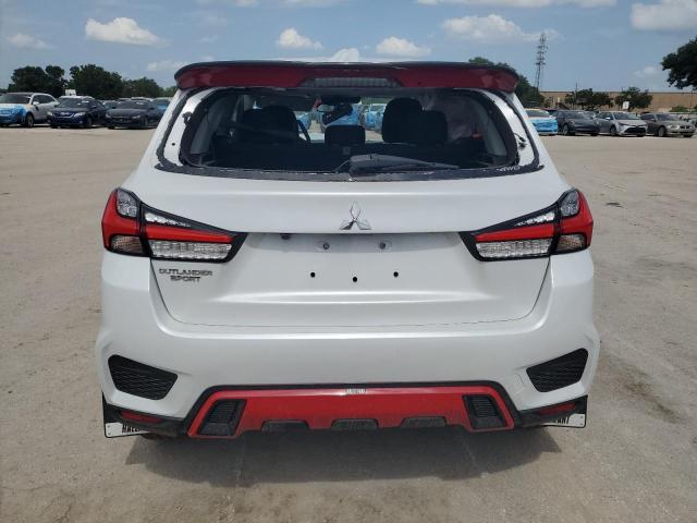  MITSUBISHI OUTLANDER 2024 Biały