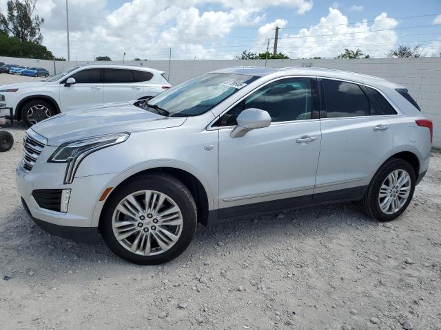  CADILLAC XT5 2018 Srebrny