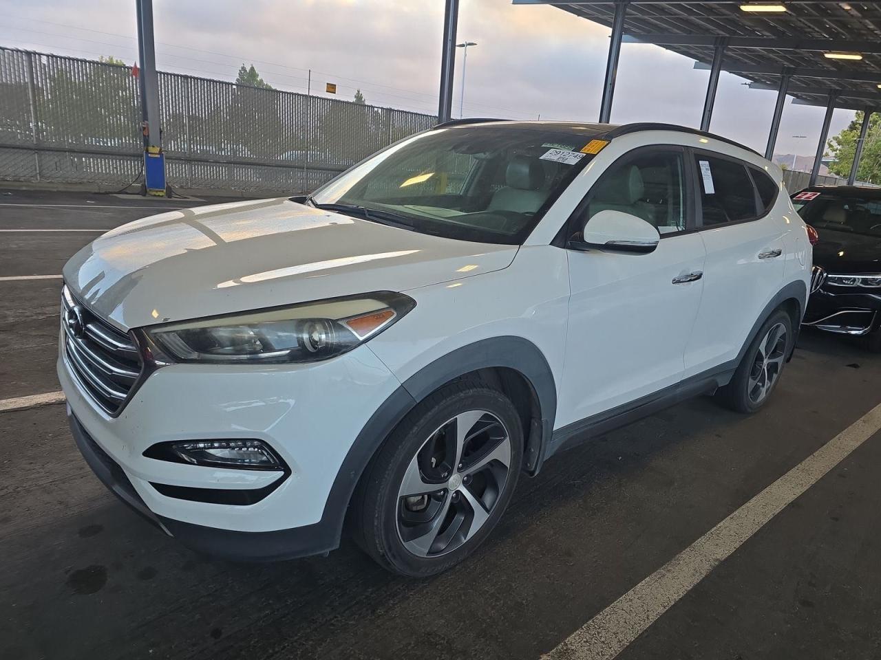 HYUNDAI TUCSON 2016 VIN KM8J3CA27GU055024 фото 2