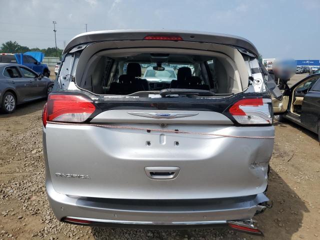  CHRYSLER PACIFICA 2017 Silver