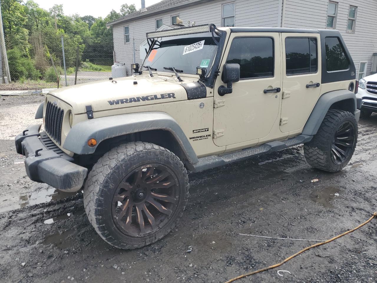 2012 Jeep Wrangler Unlimited Sport للبيع في York Haven، PA - Biohazard/Chemical