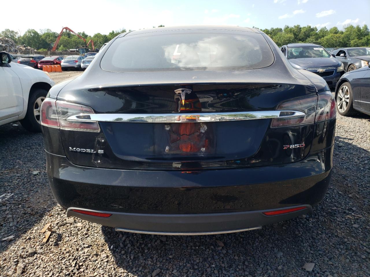 2015 Tesla Model S VIN: 5YJSA1E48FF118461 Lot: 61833915