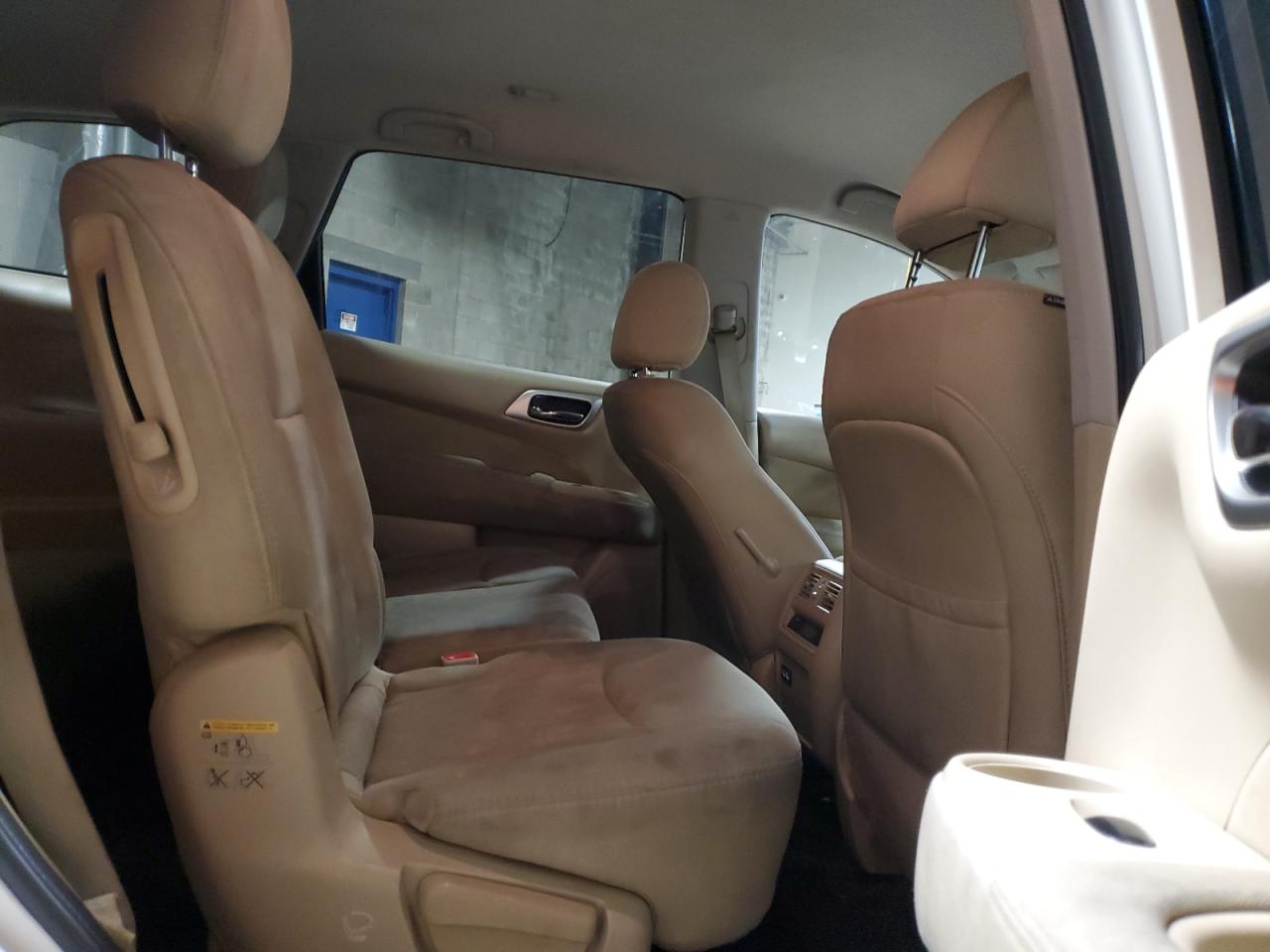2017 Nissan Pathfinder S VIN: 5N1DR2MM3HC688744 Lot: 62030485