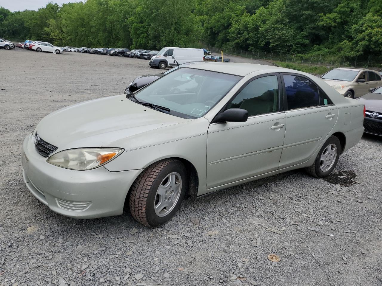 2003 Toyota Camry Le продається в Marlboro, NY - Side