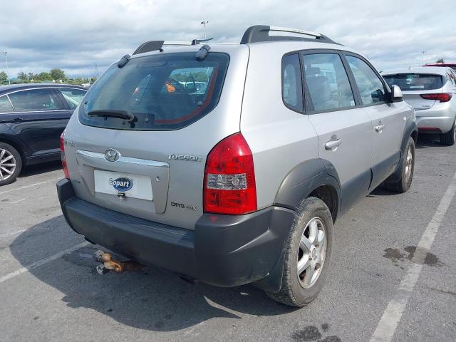 2005 HYUNDAI TUCSON CRT
