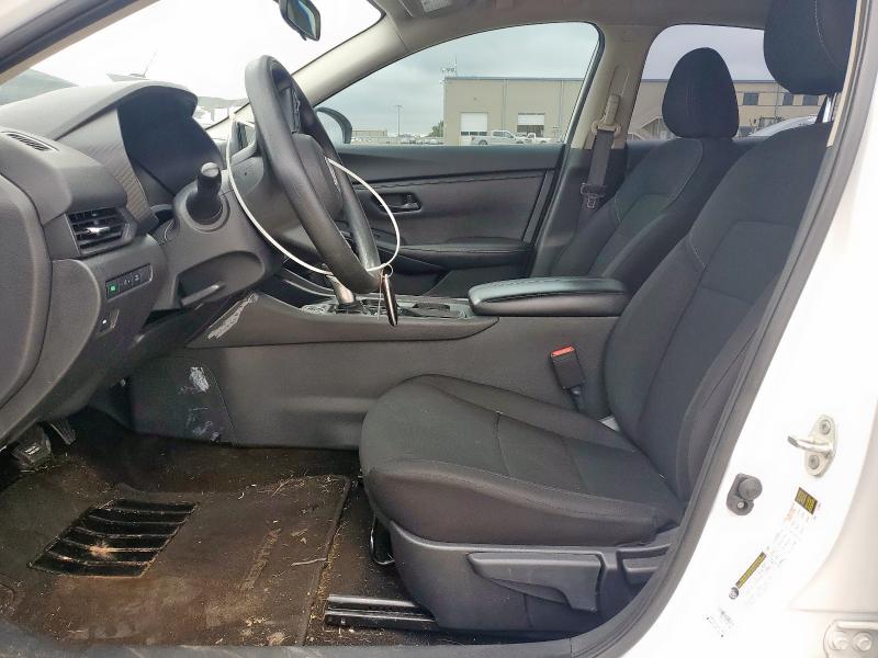 NISSAN SENTRA 2024 Белы